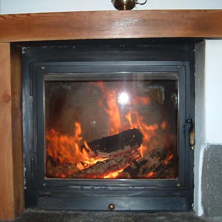 Albergo Pineta Gerola Alta Bagian luar foto