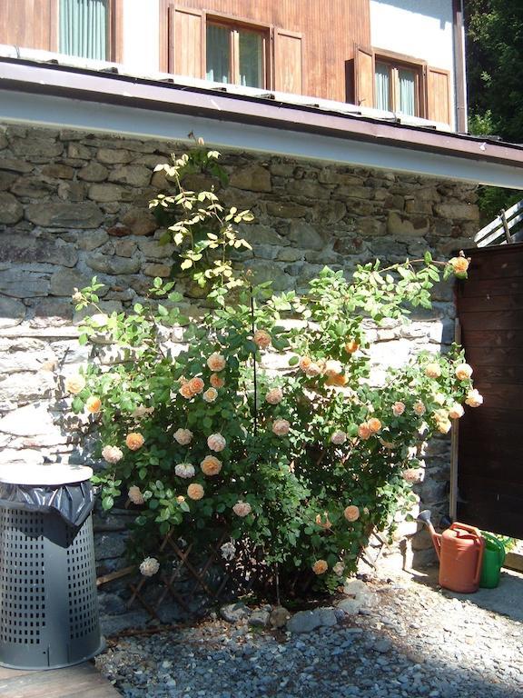 Albergo Pineta Gerola Alta Bagian luar foto